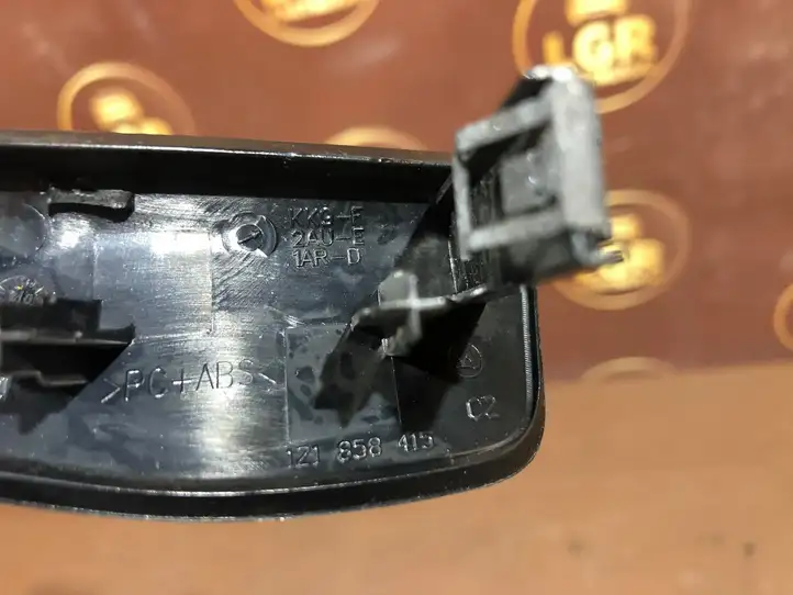 Skoda Octavia Mk2 (1Z) (2004 - 2013)  1Z1858415 Отделка внутренней панели