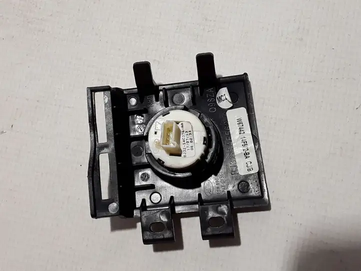 Land Rover Range Rover Evoque (2011 - 2015)  BJ3214F562BA Отделка внутренней панели