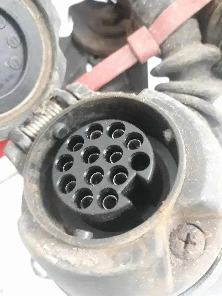 Volkswagen PASSAT B6 (2005 - 2010) 3C0092155 Комплект буксировочного крюка — фото 2