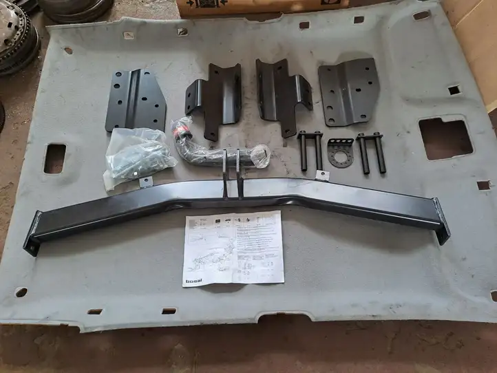 Mazda MPV (1999 - 2006) 028501 Комплект буксировочного крюка — фото 1