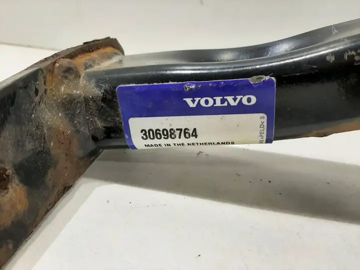 Volvo V70 (2007 - 2013) 30698764 Комплект буксировочного крюка — фото 9