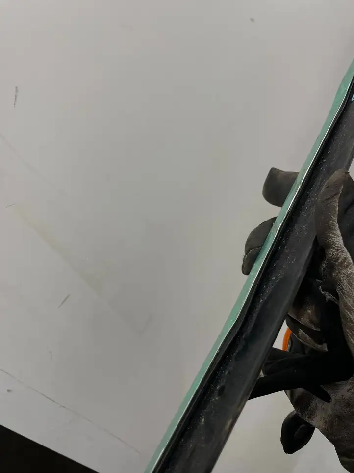 Audi Q5 (2008 - 2012)  8R0853284F Отделка стекла передней двери