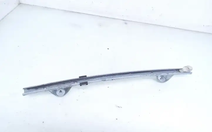 Opel Astra H (2004 - 2009) 13100541 Направляющая стекла передней двери — фото 1