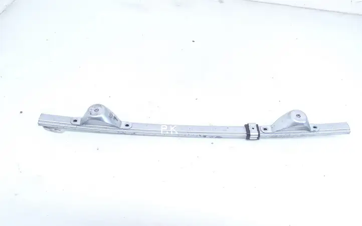 Opel Astra H (2004 - 2009) 13100541 Направляющая стекла передней двери — фото 4