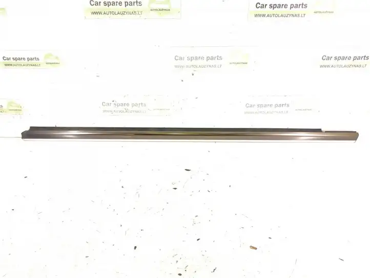 Mercedes-Benz C W203 (2000 - 2007) 2036903580 Накладка стекла передней двери — фото 1
