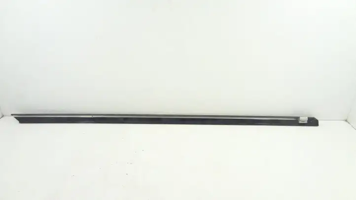 Mercedes-Benz CL C215 (2000 - 2006) 2156900180 Накладка стекла передней двери — фото 3