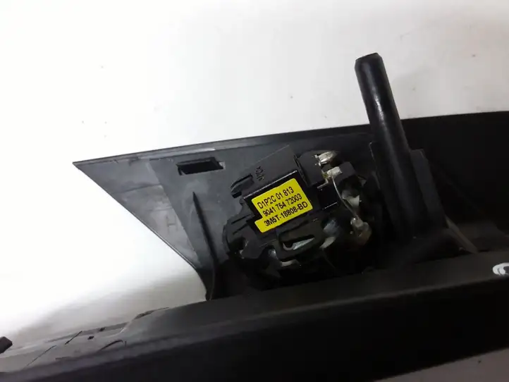 Ford C-MAX I (2007 - 2010) 3M51R23408AD Пластиковая отделка зеркала — фото 3