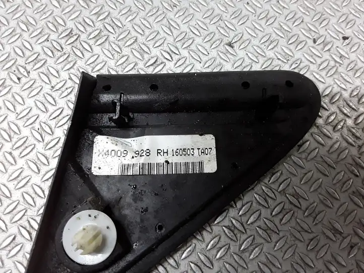 Toyota Avensis T250 (2003 - 2006) X4009928 Пластиковая отделка зеркала — фото 2