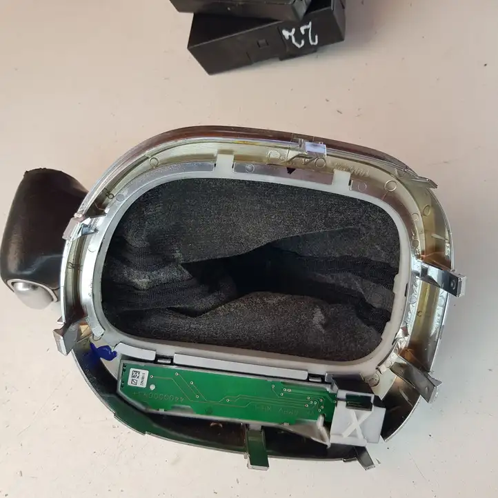 Volkswagen Touran I (2003 - 2010) 1005420 Ручка КПП — фото 5