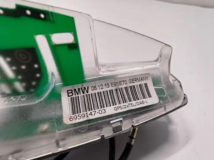 BMW 3 F30 F35 F31 (2012 - 2018) 6959147 GPS антенна — фото 4