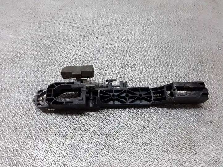 Renault Espace (2002 - 2006)  8200004747 Крепление для наружной ручки передней двери