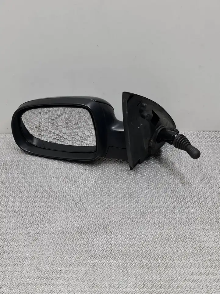 Opel Corsa C (2000 - 2003) E11015921 Боковое зеркало механическое — фото 1