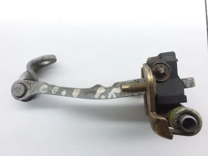 Renault Clio II (2001 - 2005)  BC65AV Ограничитель открывания передней двери