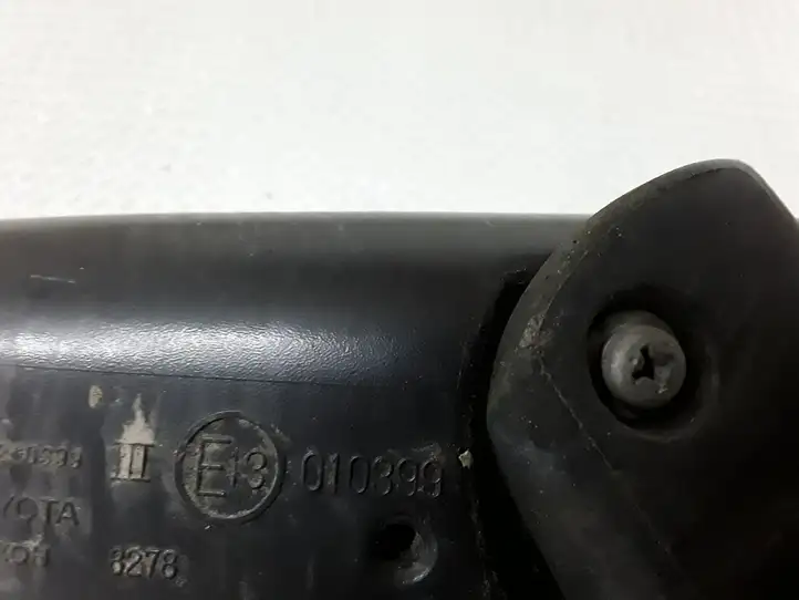 Toyota Yaris (2005 - 2009) E13010399 Боковое зеркало механическое — фото 3
