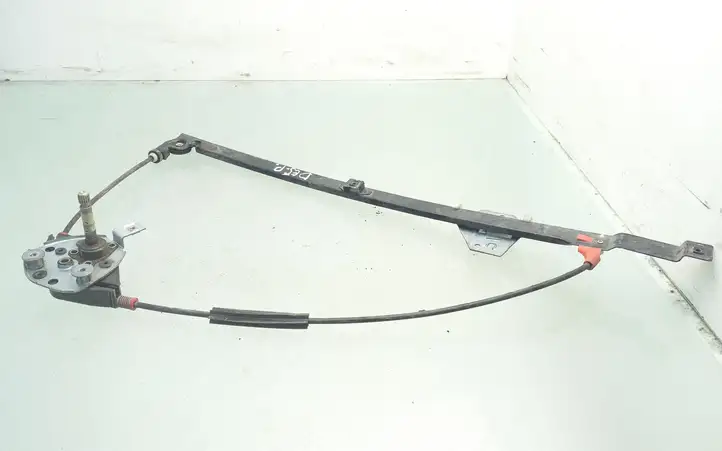 Volkswagen Transporter - Caravelle T4 (1990 - 2003) 701837502F Механический стеклоподъемник передней двери — фото 1