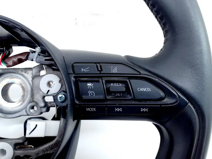 Toyota Yaris XP210 (2020 - ) 45100K0140 Руль — фото 3
