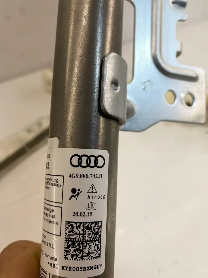 Audi A6 C7 (2014 - 2018) 4G9880742B Боковая подушка безопасности шторка — фото 7