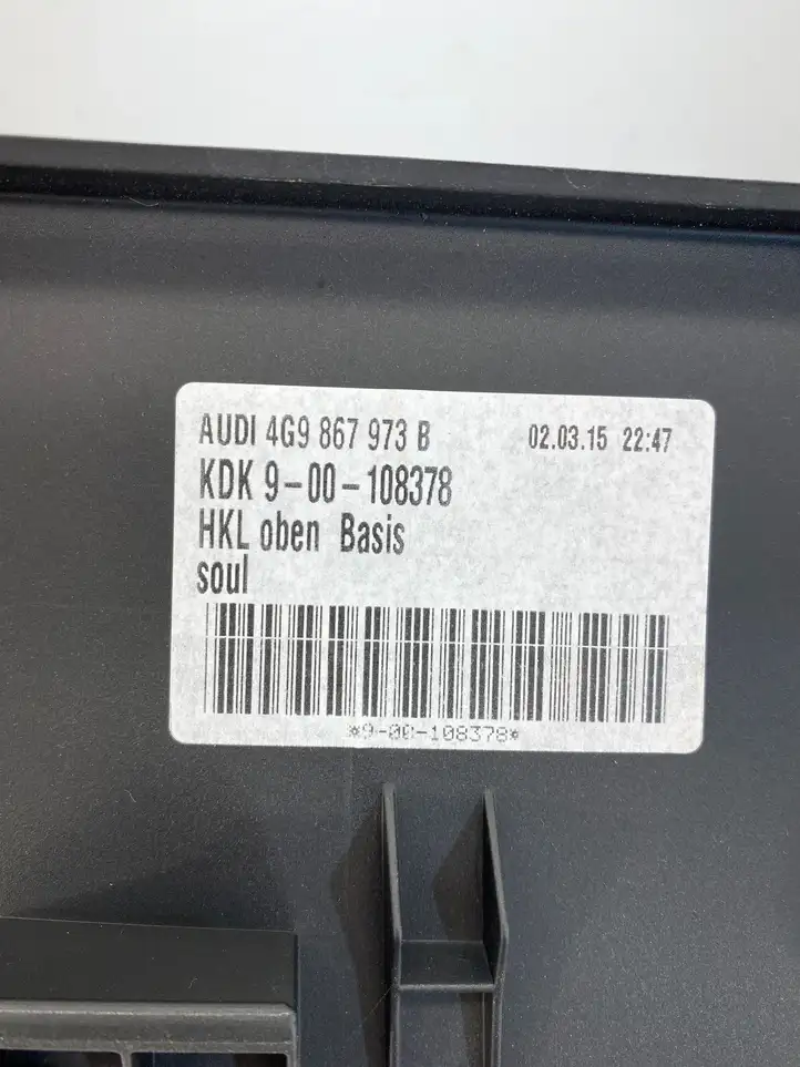Audi A6 C7 (2014 - 2018) 4G9867973B Верхняя обшивка у окна — фото 9