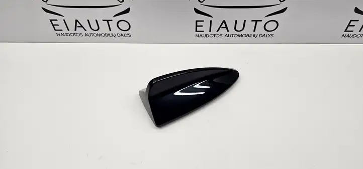 BMW X5 E70 (2006 - 2013) 018639 Крышка GPS-антенны — фото 3