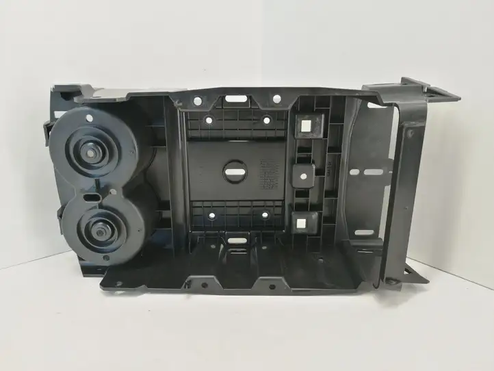 Tesla Model X (2015 - 2021) 104880400A Другая деталь консоли (туннеля) — фото 2
