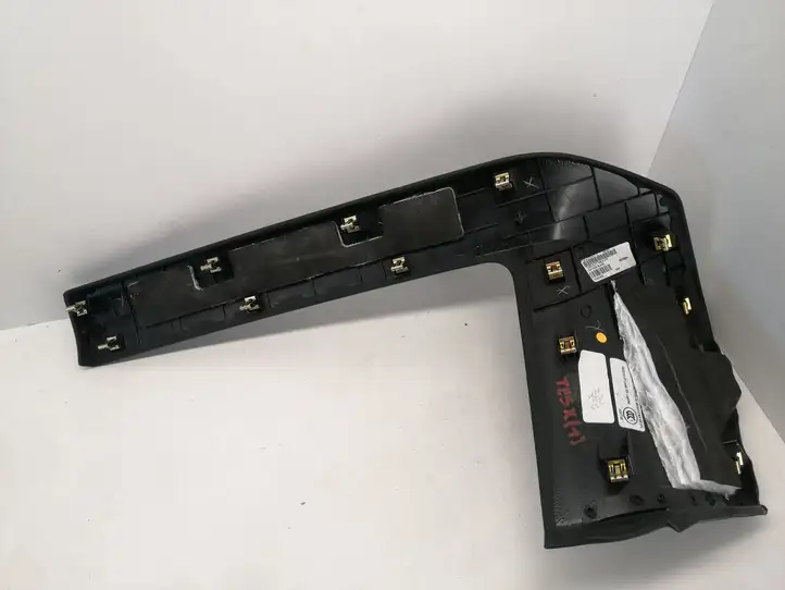 Tesla Model X (2015 - 2021) 100231001E Нижняя отделка панели приборов — фото 5