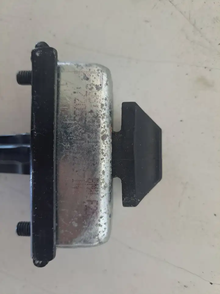 BMW X3 F25 (2010 - 2017) 7205572 Ограничитель двери передней — фото 5