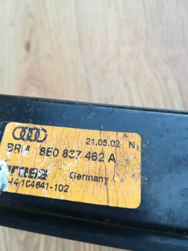 Audi A4 S4 B6 8E 8H (2000 - 2006) 8E0837462A Стеклоподъемник передней двери (без мотора) — фото 3