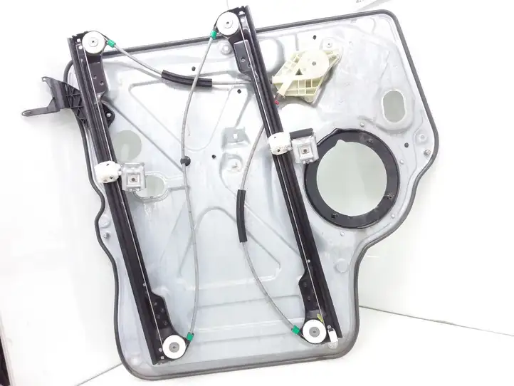 Volkswagen Transporter-Caravelle (2003 - 2009)  7H0837730 Механизм для электрического подъема окон передней двери (без двигателя)