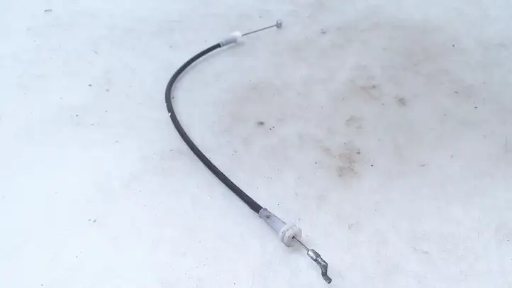 Ford Fiesta (2006 - 2008)  8A61R22152AA Трос передней двери