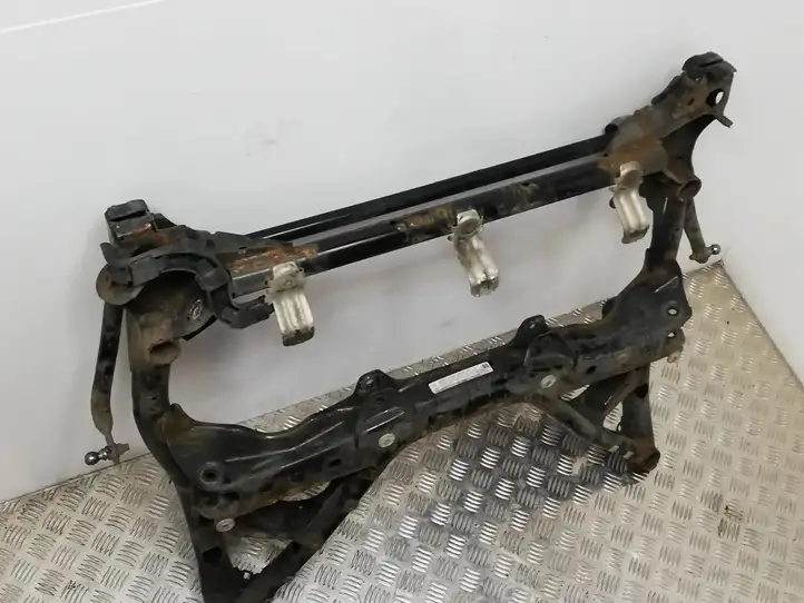 BMW 1 F20 F21 (2011 - 2019) 679211103 Передняя балка подвески — фото 2
