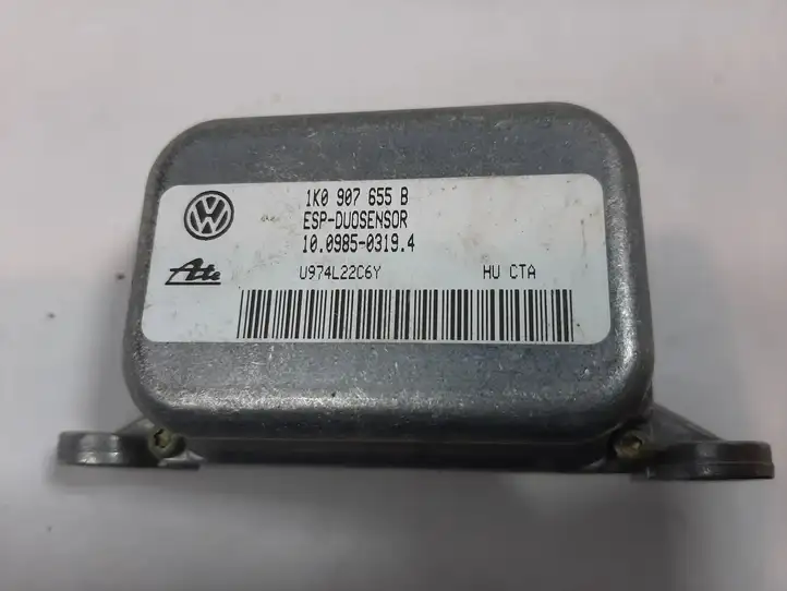 Volkswagen Golf V (2003 - 2009) 1K0907655B Датчик ускорения — фото 2