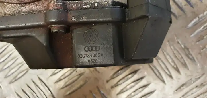 Audi A3/S3 8P (2008 - 2013) 03G128063A Дроссельная заслонка — фото 2
