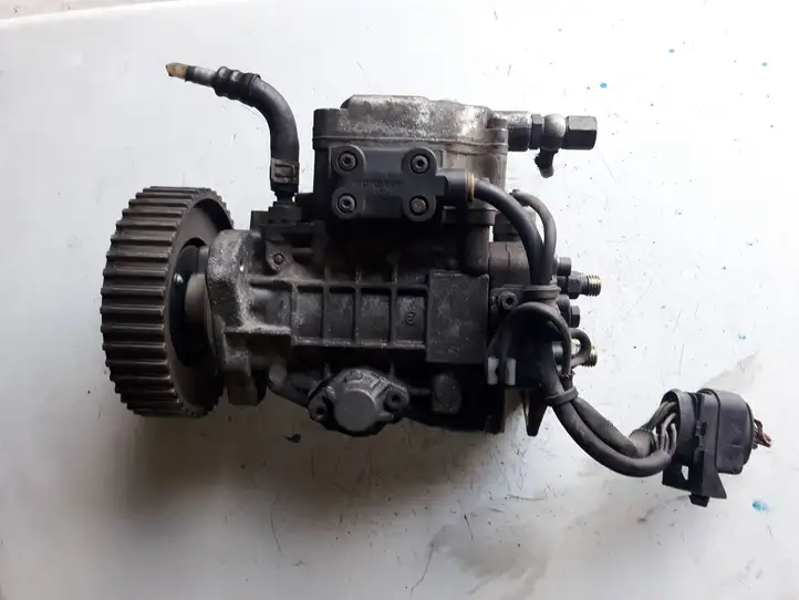 Skoda Octavia Mk1 (1U) (1996 - 2004) 0450404977 Топливный насос — фото 2