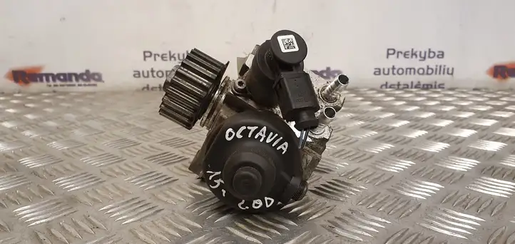 Skoda Octavia Mk3 (5E) (2013 - 2019) 04L130755D Топливный насос — фото 2