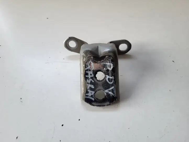 Nissan Qashqai (2013 - 2017)   Верхняя петля передней двери