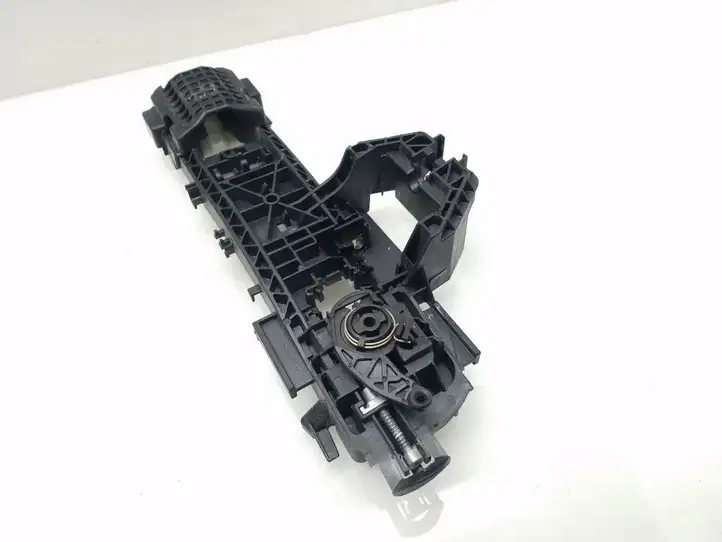 Mercedes-Benz CLA C117,X117,W117 (2013 - 2019) A2047601534 Крепление наружной ручки передней двери — фото 2