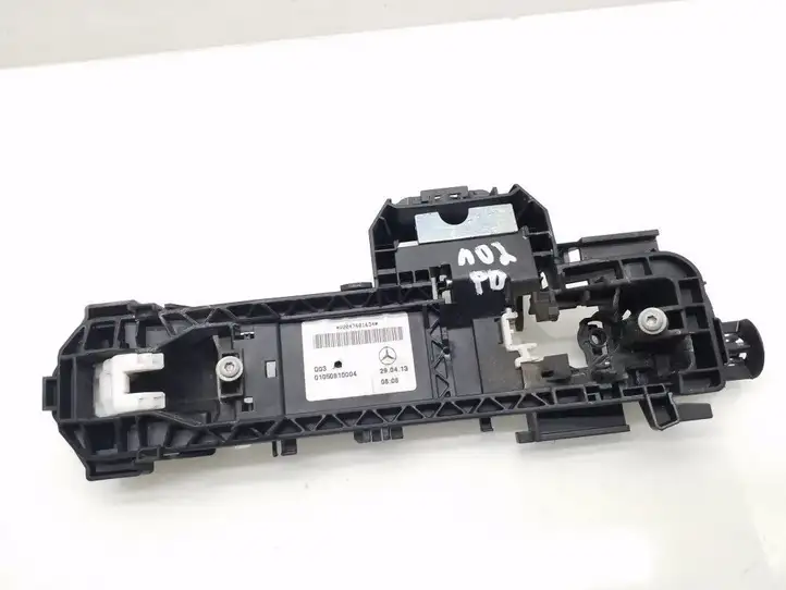 Mercedes-Benz CLA C117,X117,W117 (2013 - 2019) A2047601634 Крепление наружной ручки передней двери — фото 4