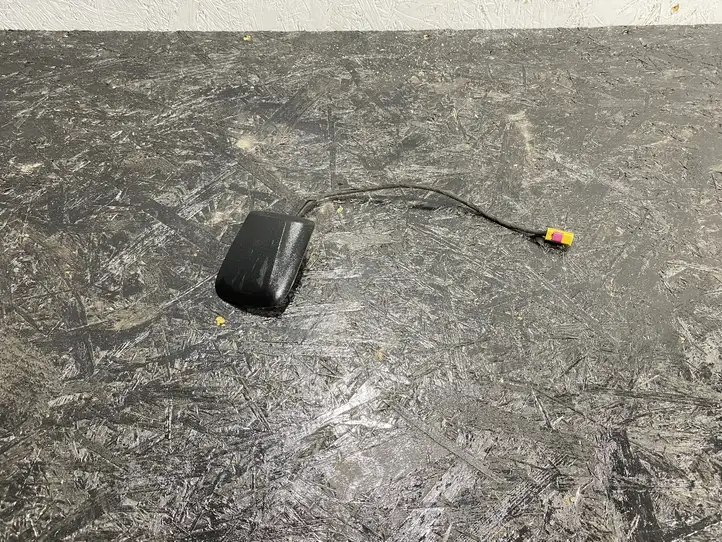 Dodge Challenger (2010 - 2014)  05064754 Антенна (антенна GPS)