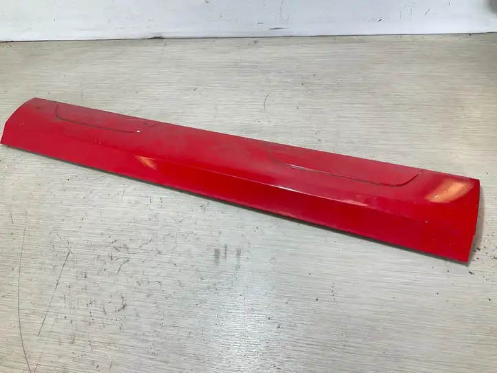 Audi Q3 (2014 - 2018)  8U0853960D Отделка (молдинг) передней двери