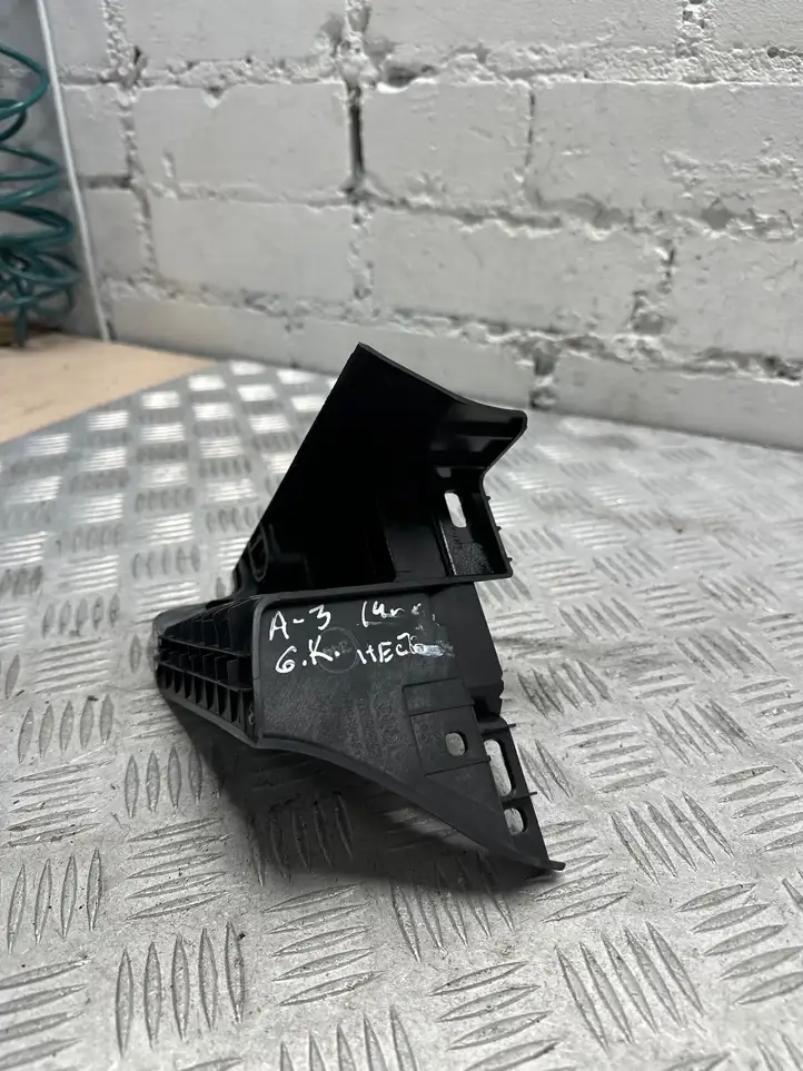 Audi A3/S3 8V (2012 - 2016) 8V0863423 Накладка ремня безопасности — фото 2