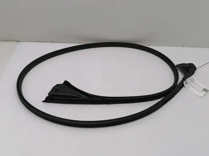 Mercedes-Benz CLA C117,X117,W117 (2013 - 2019) A1176730321 Уплотнитель передней двери (кузов) — фото 1