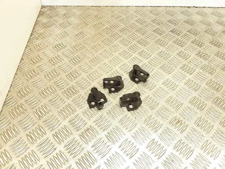 Jaguar X-Type (2001 - 2008)   Петля замка передней двери