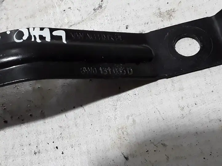 Audi A6 (2018 - )  8W0131035D Другая часть кузова