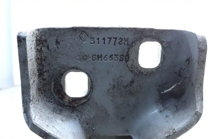 Renault Trafic II (X83) (2002 - 2014) 311772M Нижняя петля передней двери — фото 3