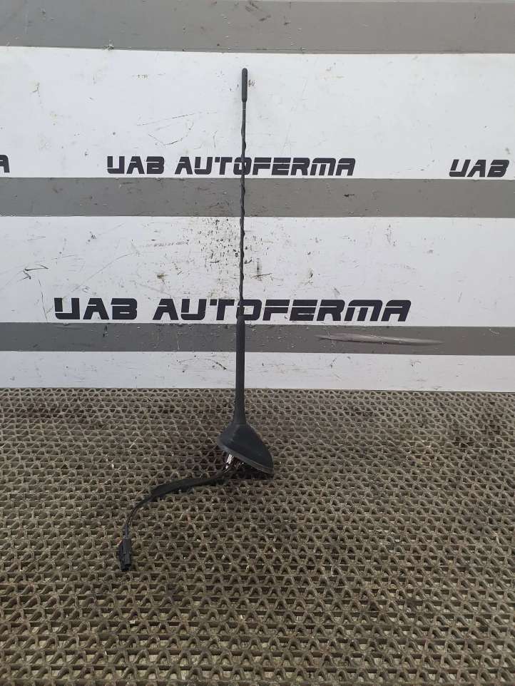 AM5T18828BB Ford Focus Radio antena