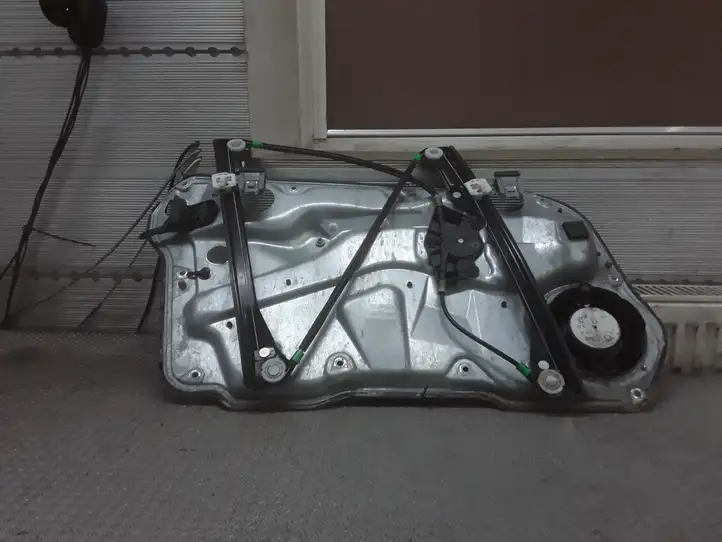 Volkswagen Golf IV (1998 - 2005)  1J4837756 Механизм механического подъема окон передней двери