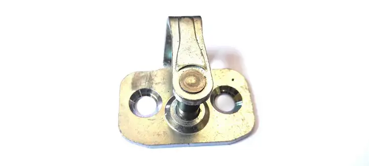 Chevrolet Captiva (2006 - 2011) 20777165 Петля замка передней двери — фото 1