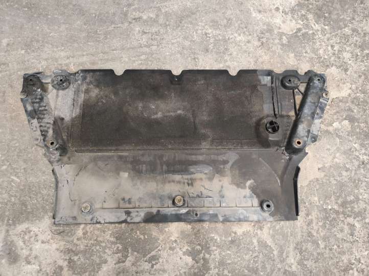 8w0863821b Audi A5 Variklio dugno apsauga