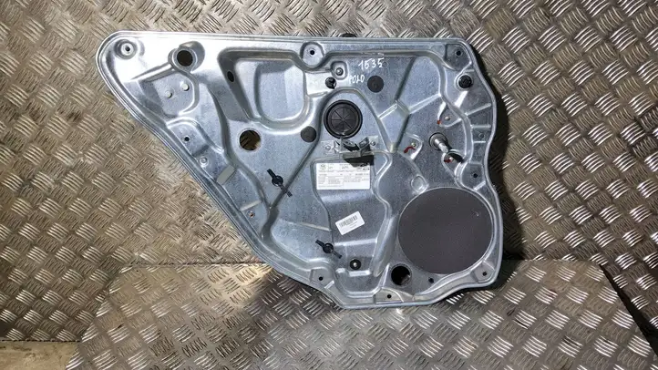 Volkswagen Polo (2005 - 2009) 6Q6839755 Механический стеклоподъемник — фото 1