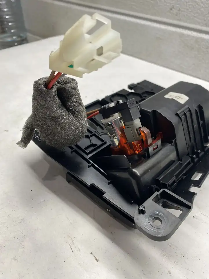 Audi A5 (2007 - 2011)  8K0857965 Передняя пепельница